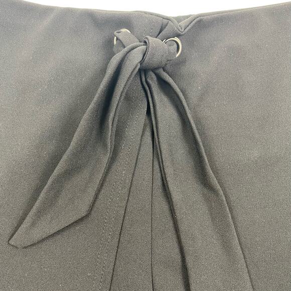 Pretty Little Things Wrap Shorts Black Tie Front Dress Womens NWT US 10 - Picture 4 of 10